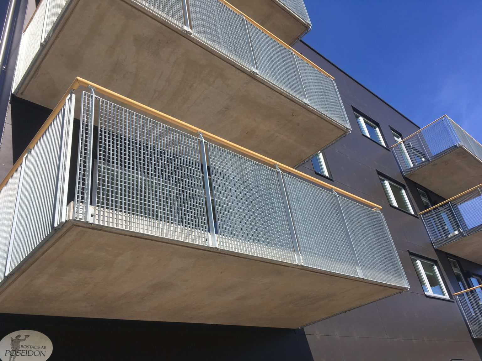 Stålräcke för balkong och loftgång